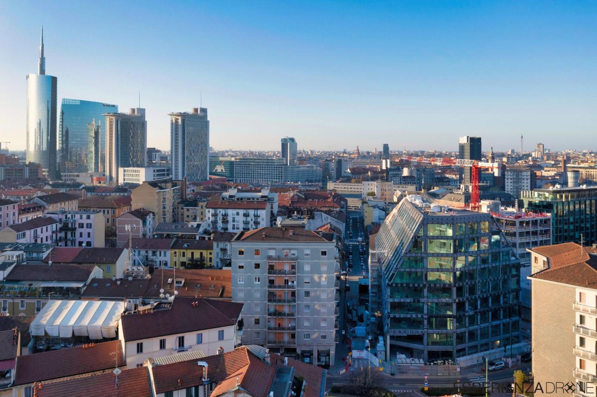 Milano Isola - Bright 2-Room Apartment With Balcony Exterior photo
